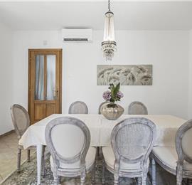 4-5 bedroom villa with Split City and Sea Views sleeps 8-10